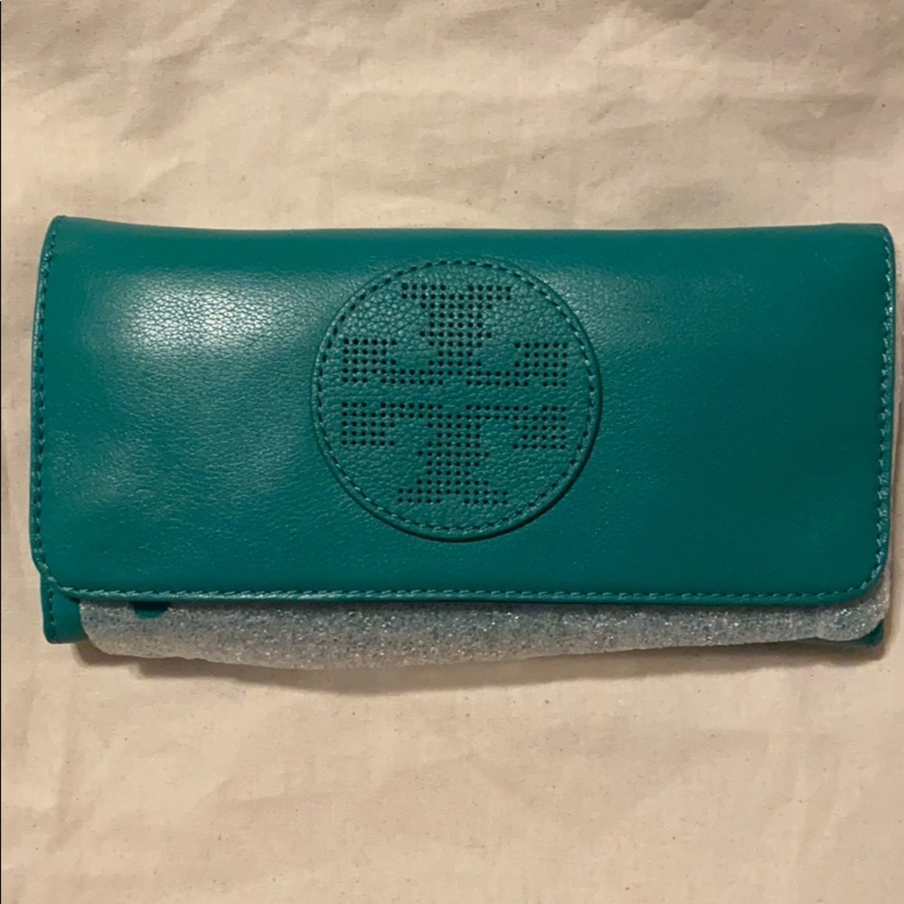 Tory Burch wallet